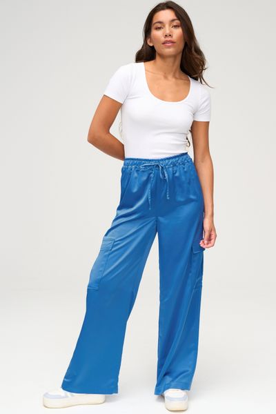 Pantalon cargo en satin