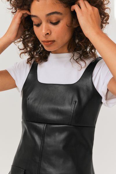 Robe chasuble en tissu enduit