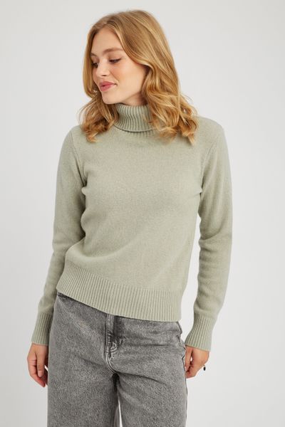 Pull col roulé