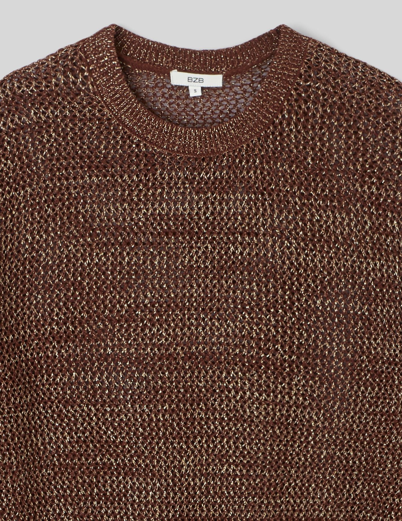 Pull en crochet avec fil pailleté