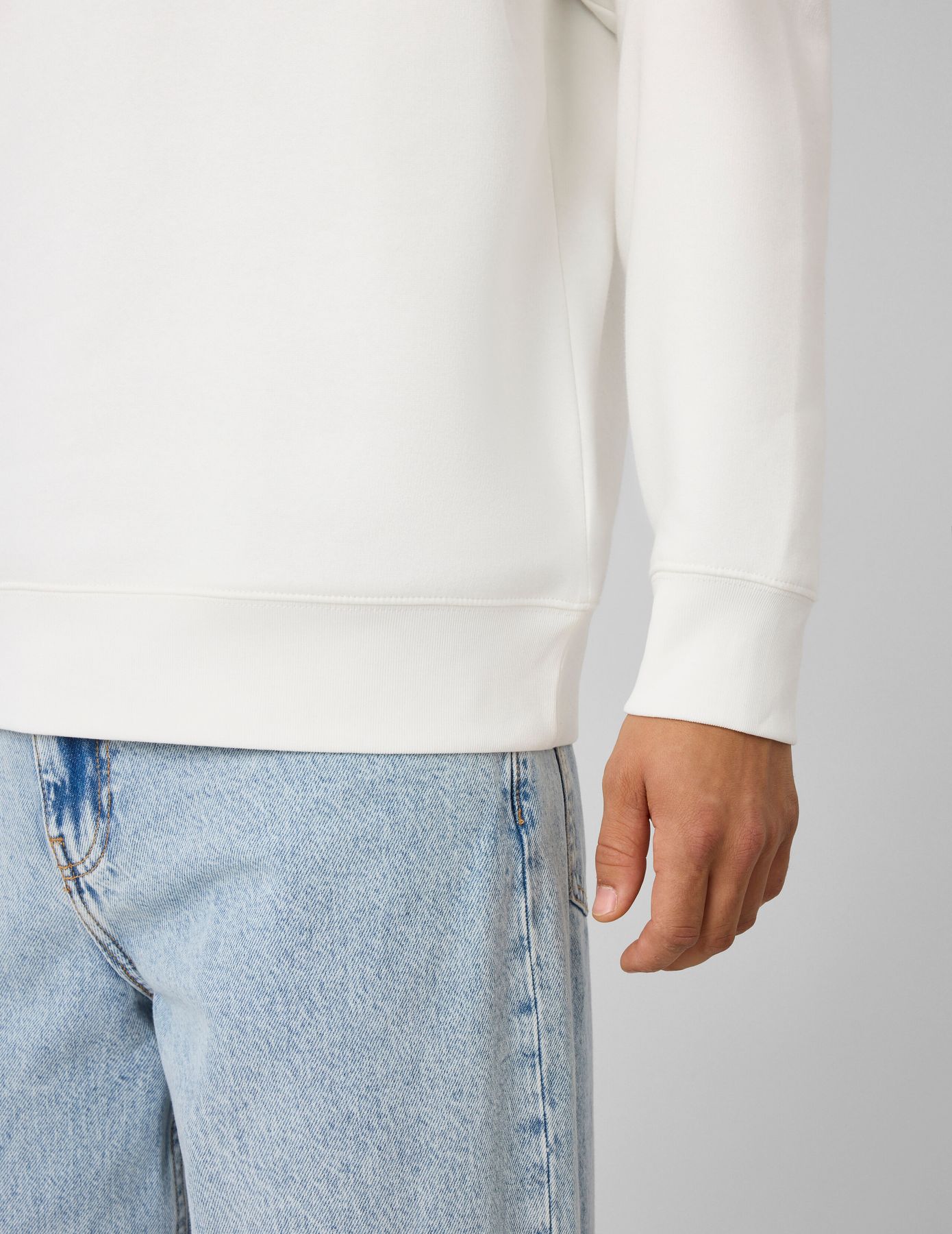 Sweat message brod&eacute;