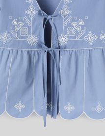 Blouse manches longues brod&eacute;e