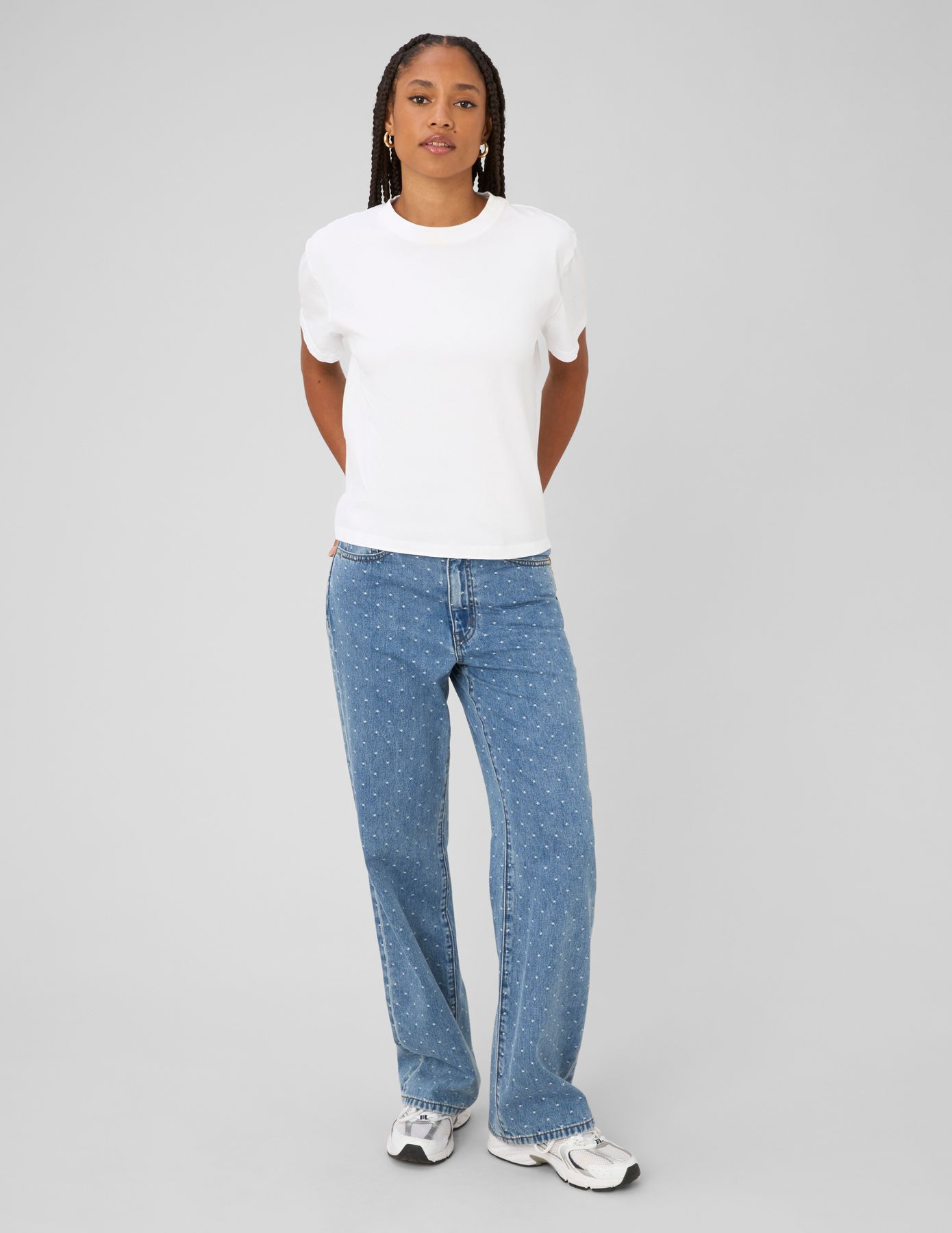 Jean straight brod&eacute; pois