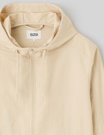 Blouson coup vent à capuche