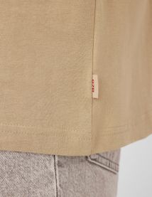 T-shirt broderie poitrine