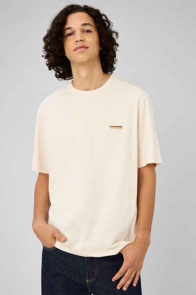 T-shirt imprim&eacute; et brod&eacute;