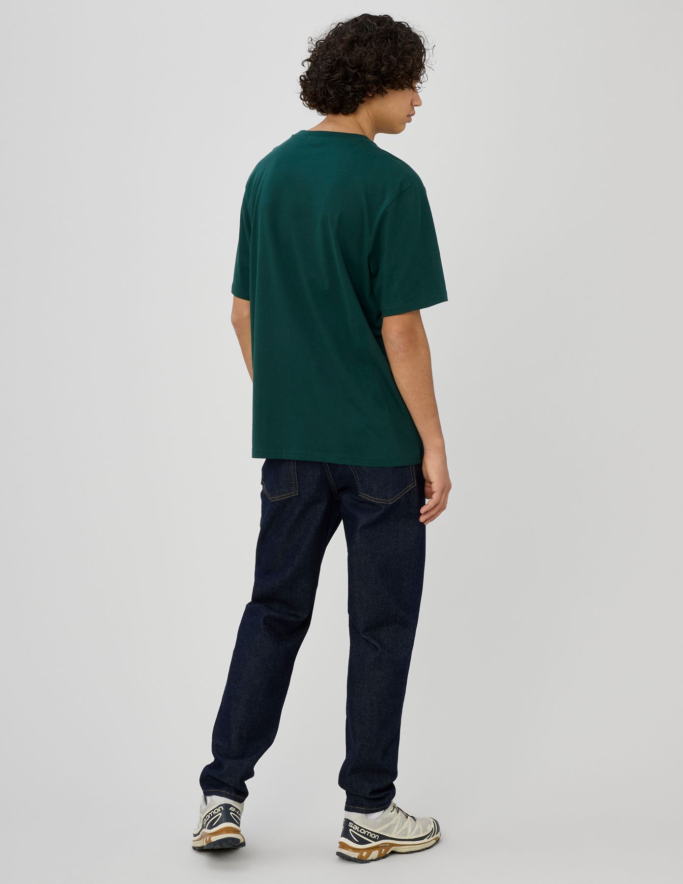 T-shirt broderie poitrine