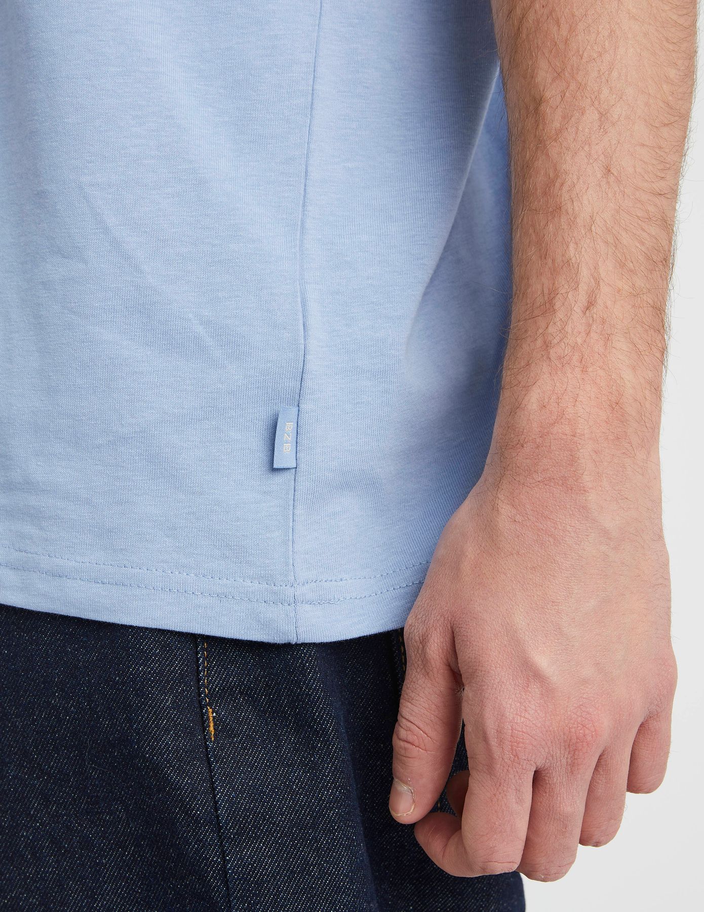 T-shirt brodé