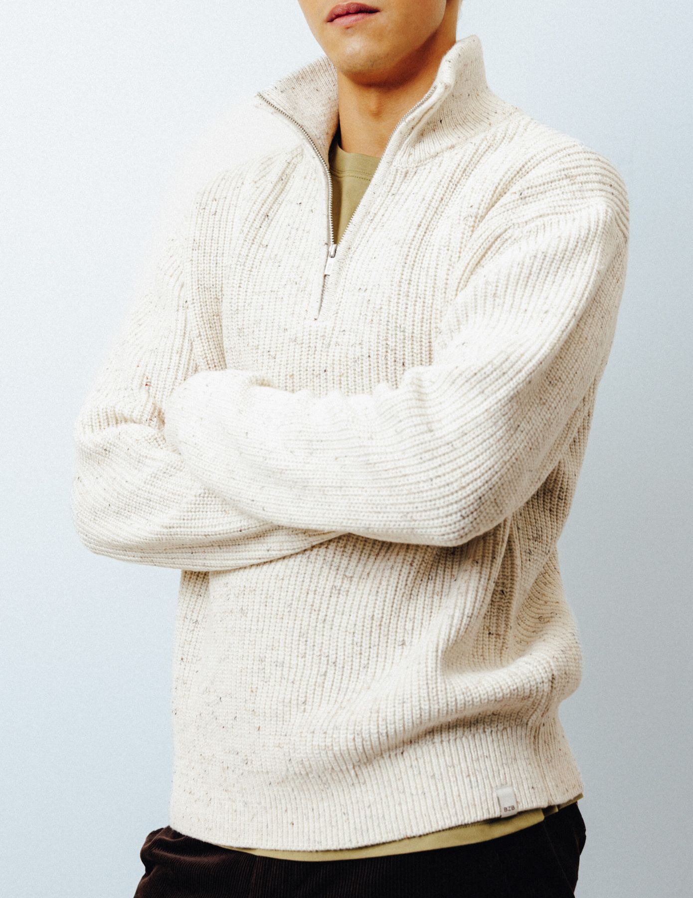 Pull col montant