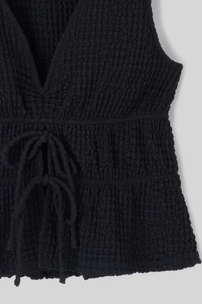 Top textur&eacute; &agrave; nouer