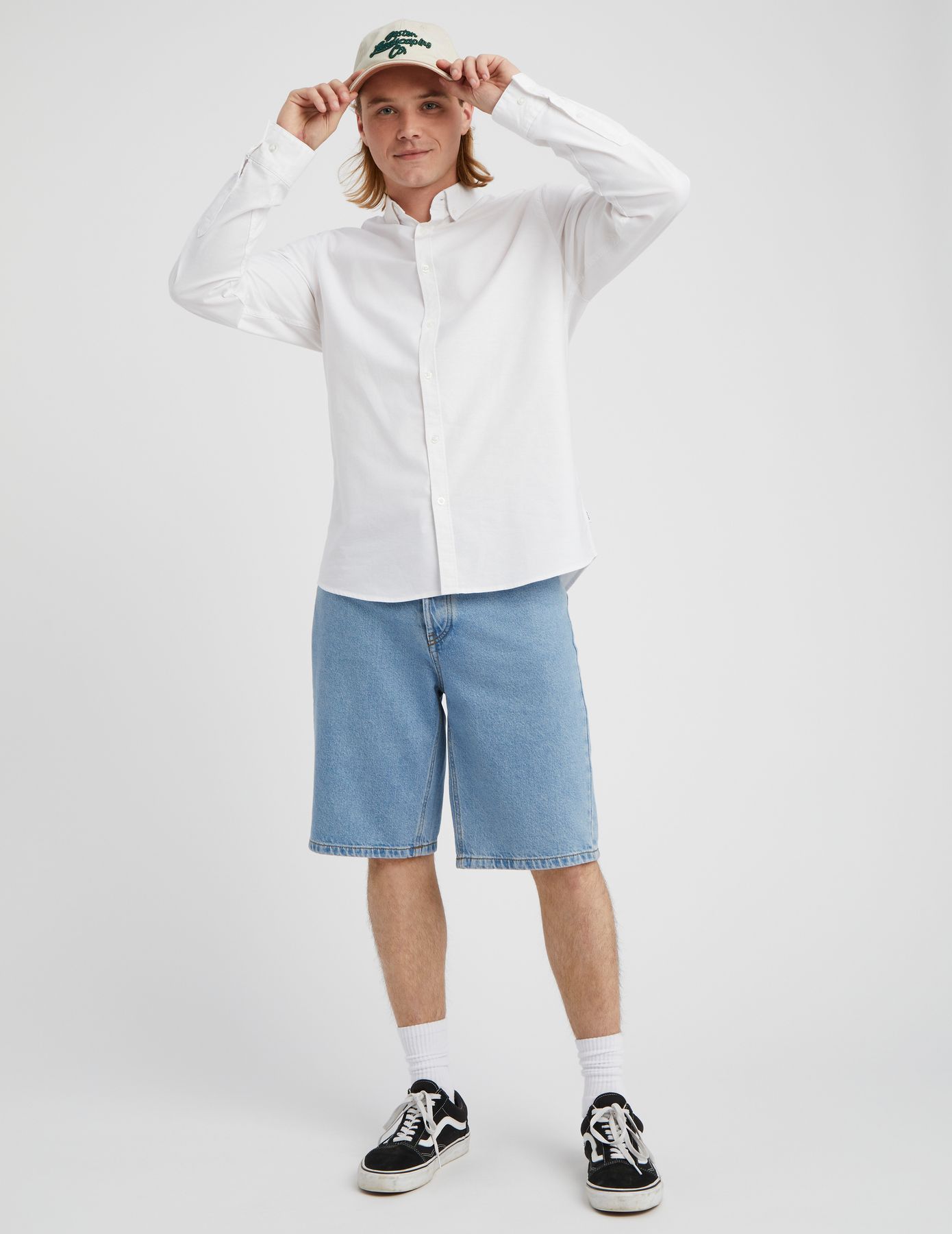 Chemise unie ajustée