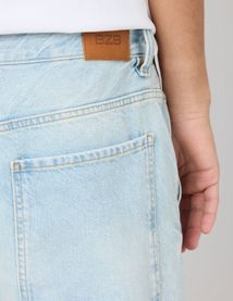 Jean skater dirty