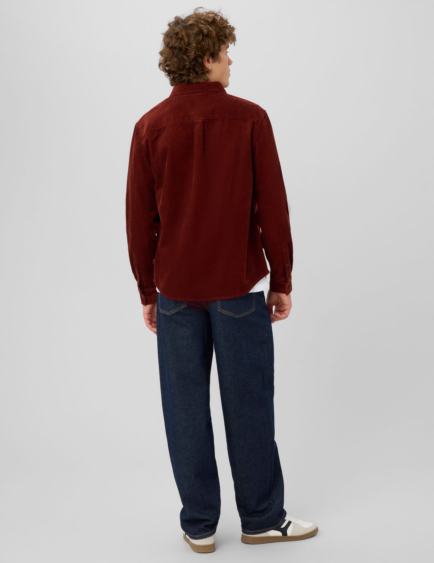 Chemise en velours c&ocirc;tel&eacute;