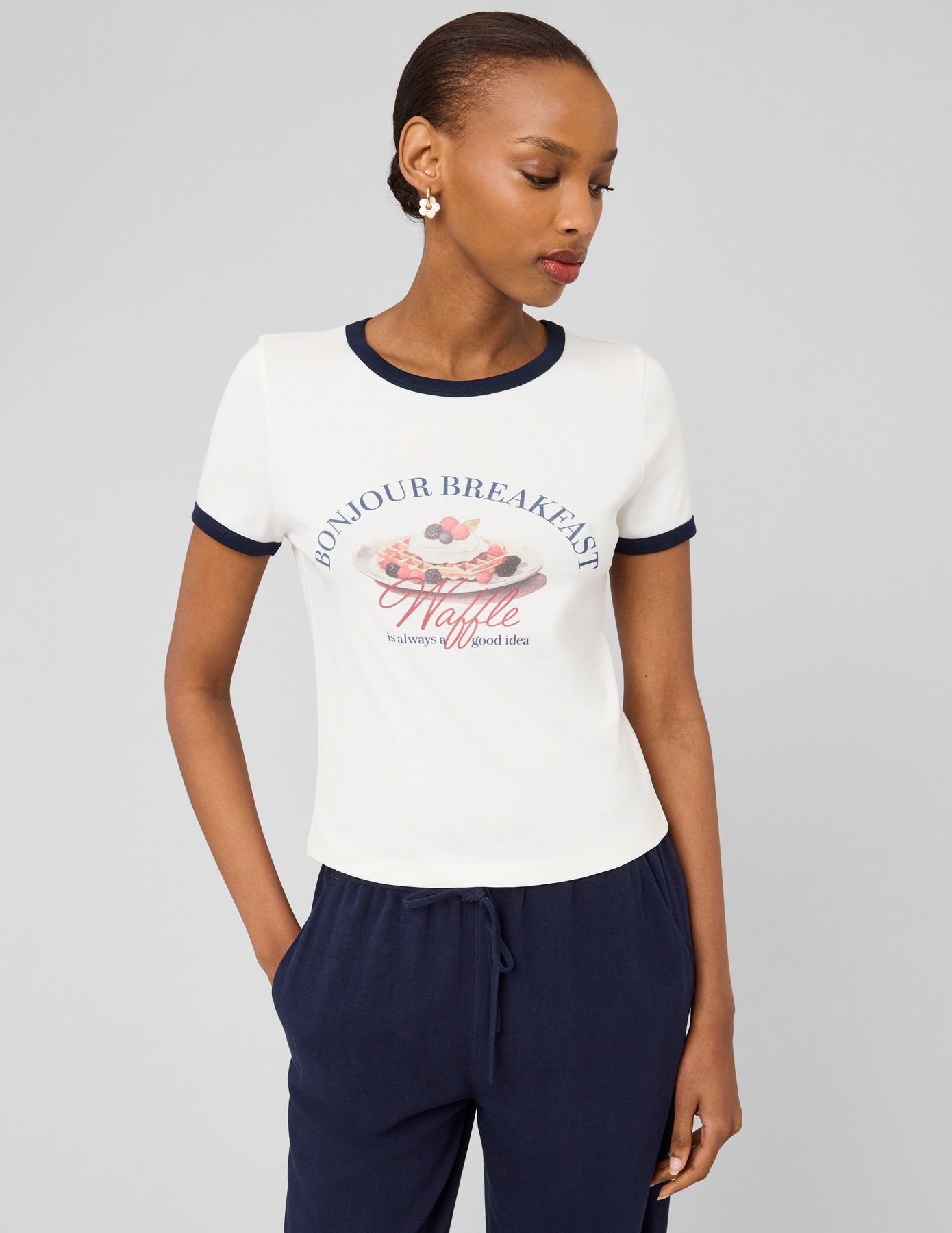 T-shirt imprim&eacute; &agrave; bords contrast&eacute;s