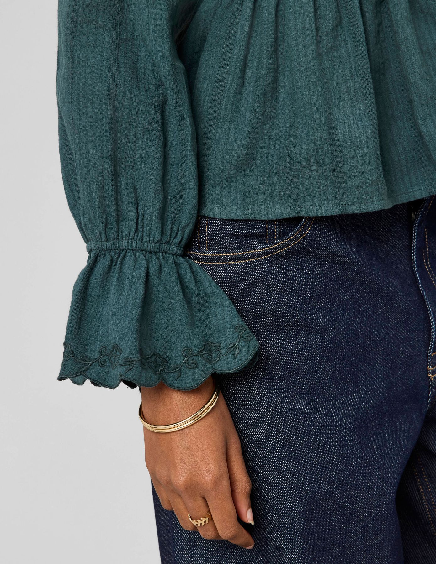 Blouse &agrave; nouer