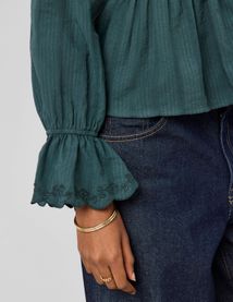 Blouse &agrave; nouer