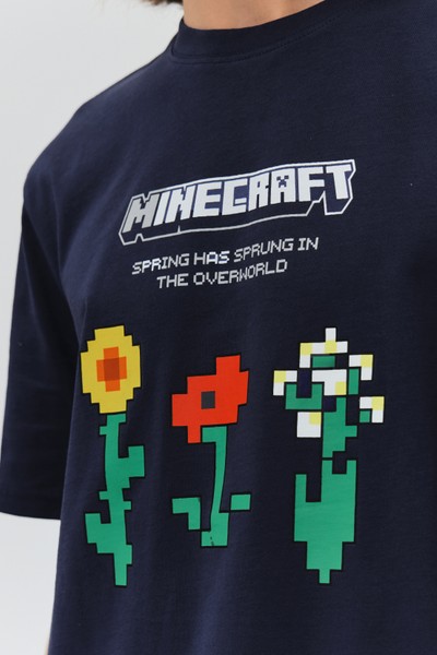 T-shirt collab Minecraft