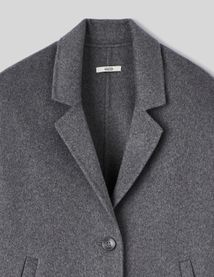 Manteau court en laine