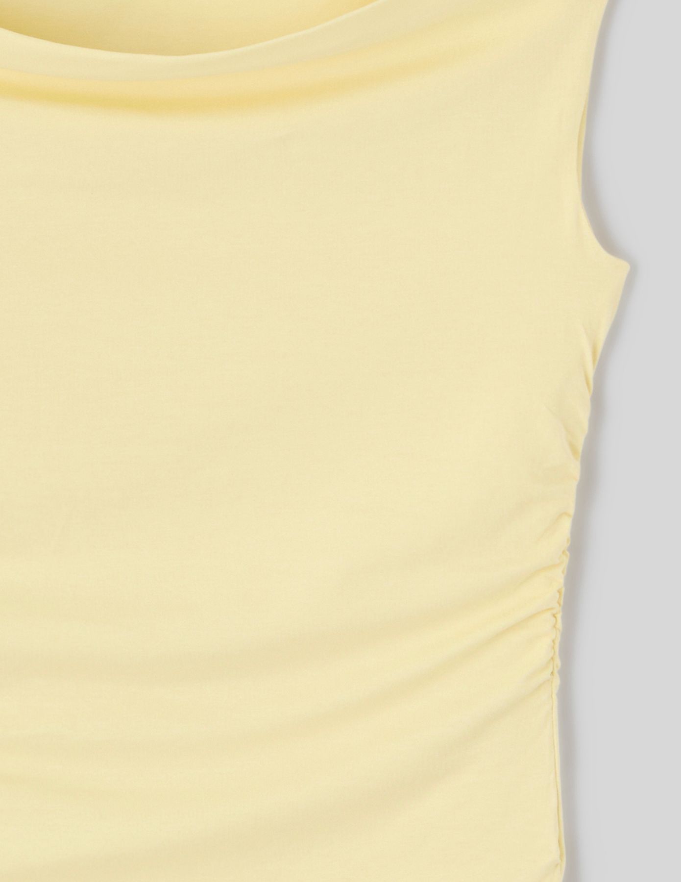 T-shirt à fronces col bardot
