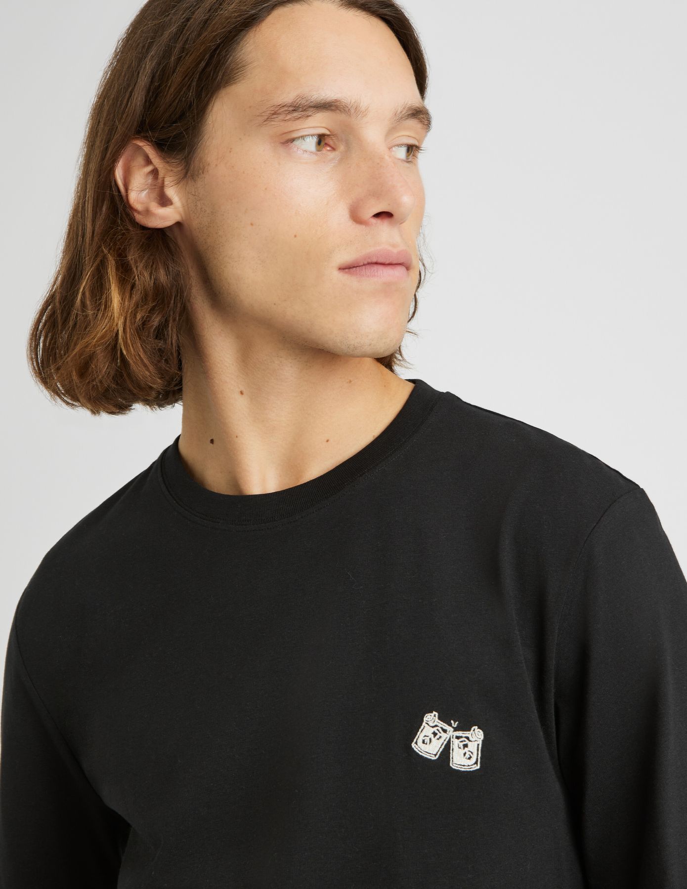 T-shirt brodé