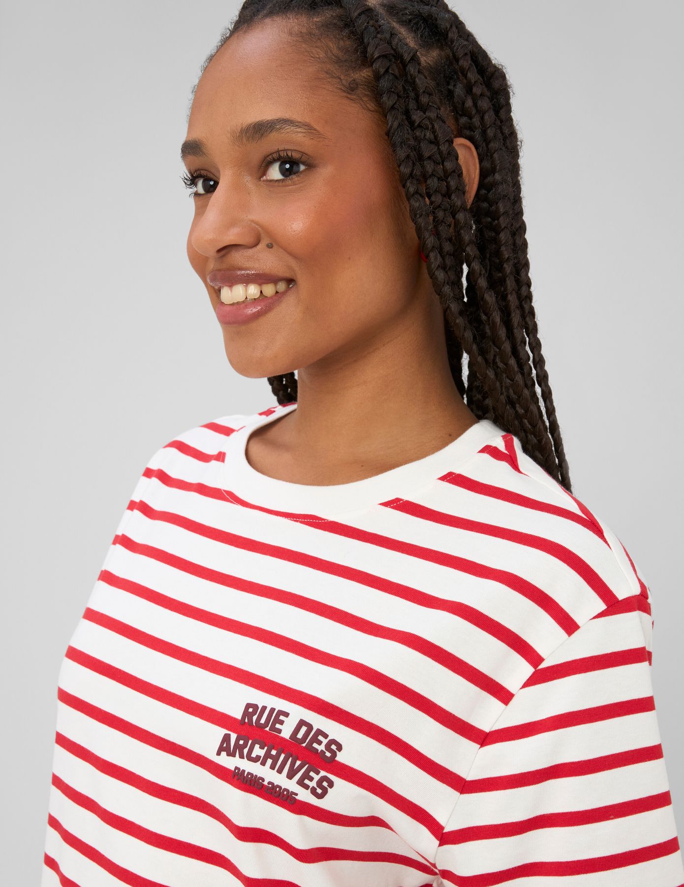 T-shirt ray&eacute; manches courtes