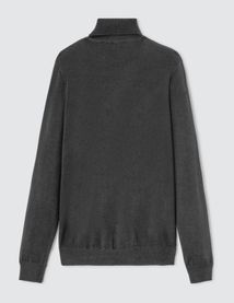 Pull col roul&eacute;