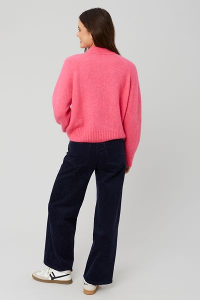 Pull premium col montant