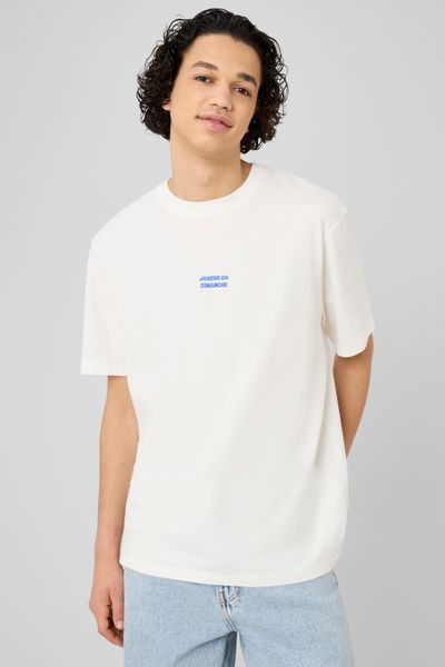 T-shirt broderie poitrine