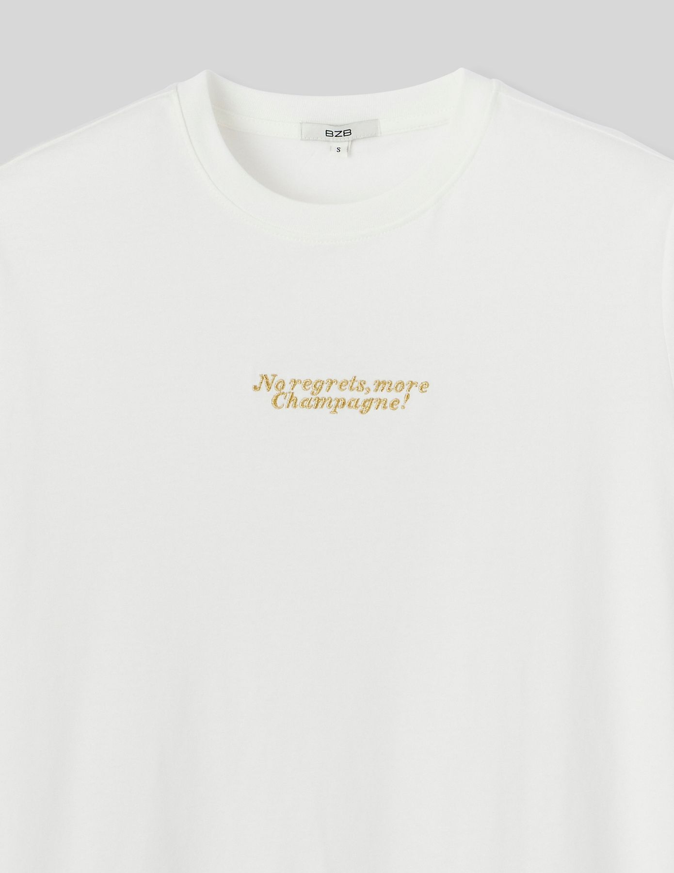 T-shirt brod&eacute;