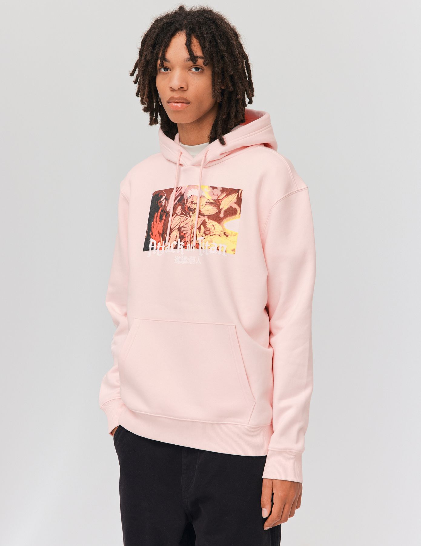 Sweat collab "Attaque Des Titans"