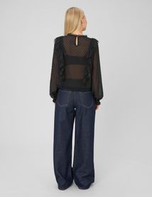 Blouse plumetis volant&eacute;e