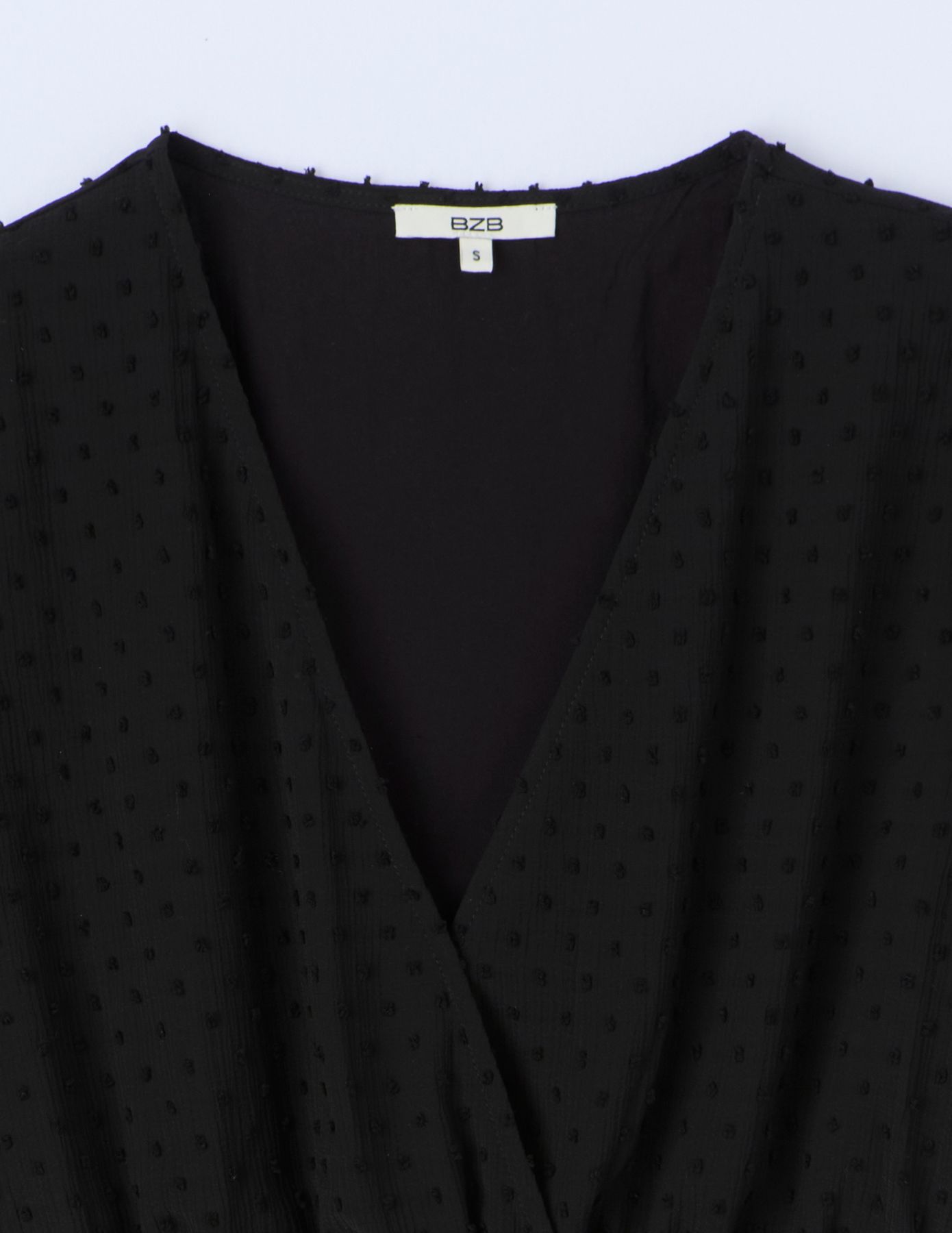 Robe courte plumetis en polyester recycl&eacute;