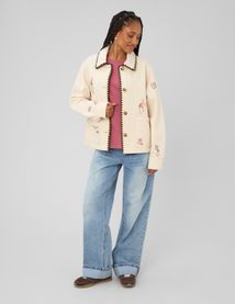 Veste brod&eacute;e