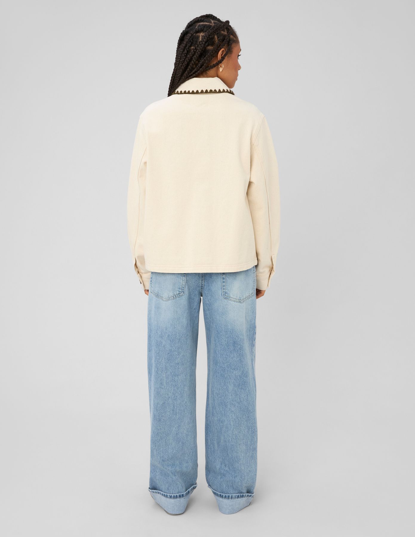 Veste brod&eacute;e