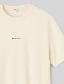 T-shirt broderie poitrine