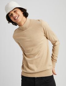 Pull col roul&eacute;