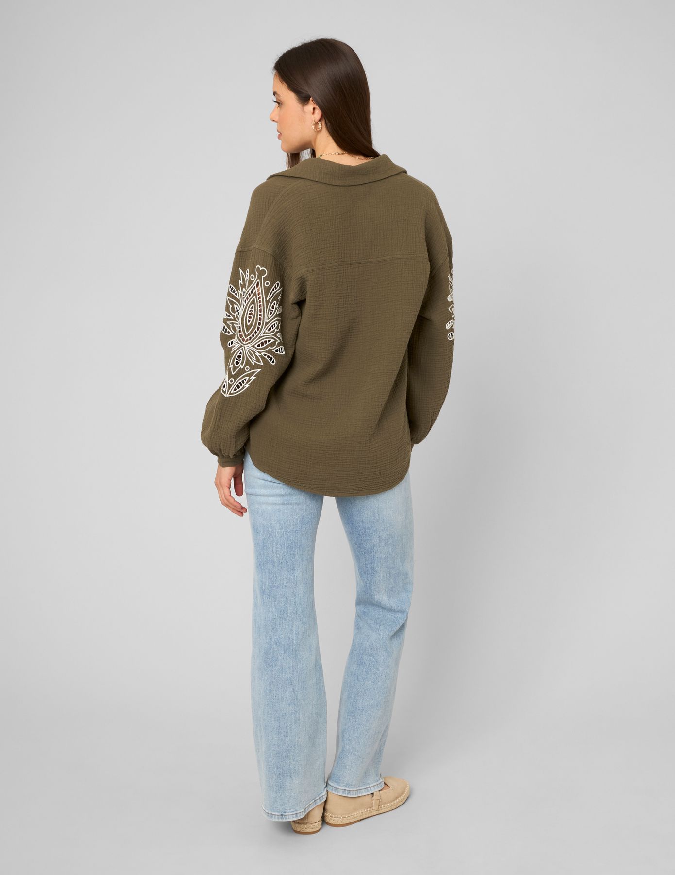 Chemise brod&eacute;e en gaze de coton