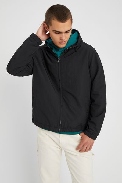Blouson léger à capuche