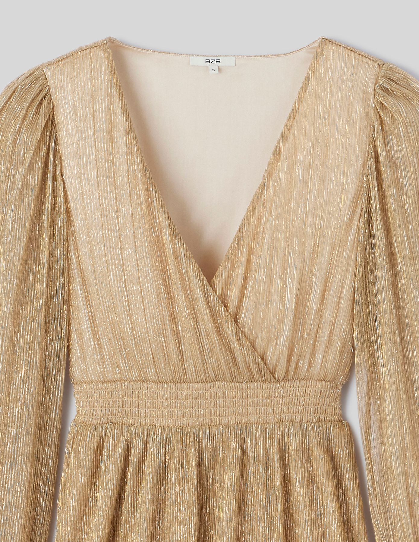 Robe courte brillante &agrave; volants