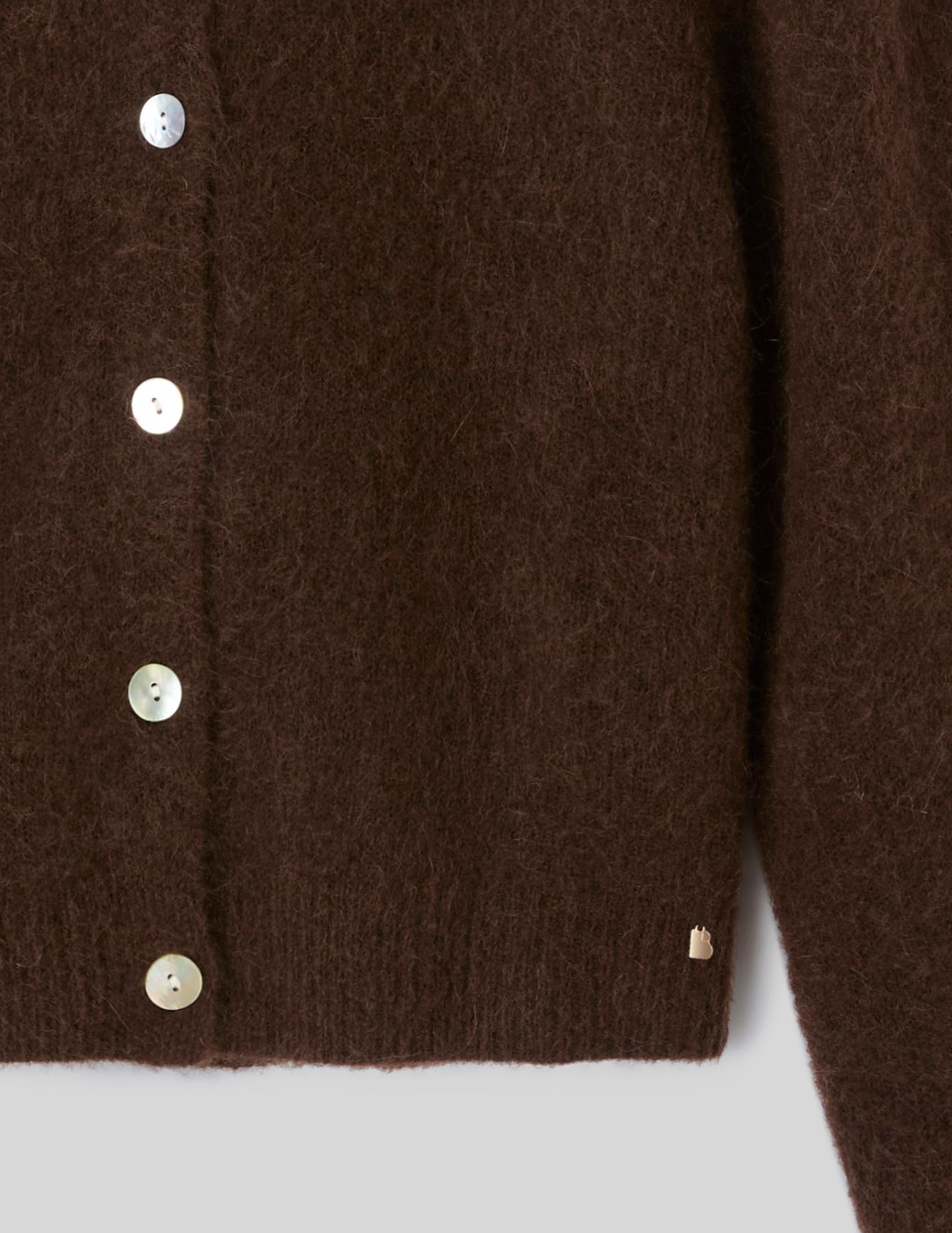 Gilet boutonn&eacute; col rond