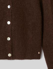 Gilet boutonn&eacute; col rond