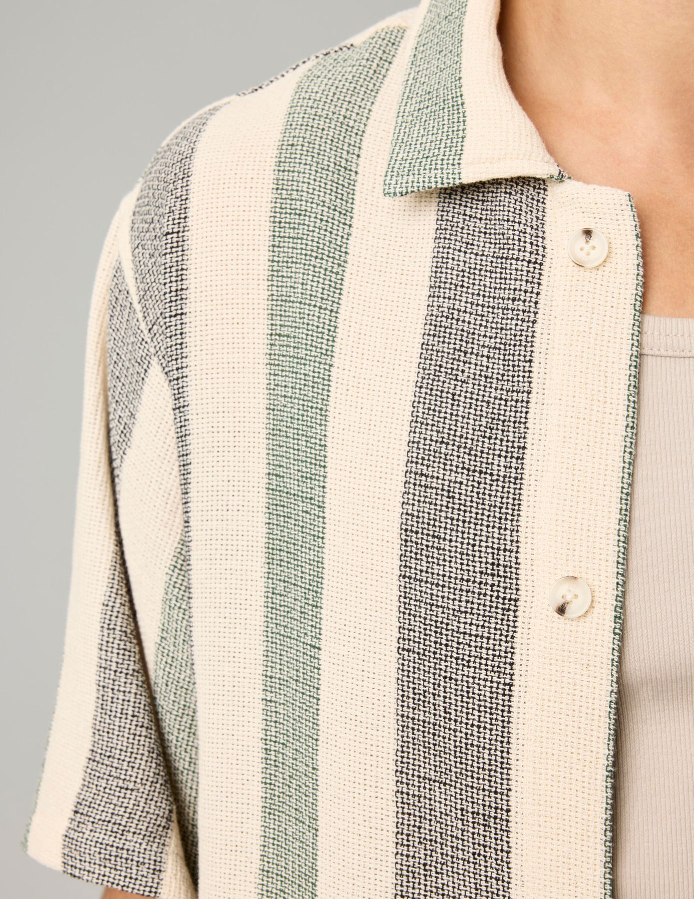 Chemise manches courtes rayée tricot