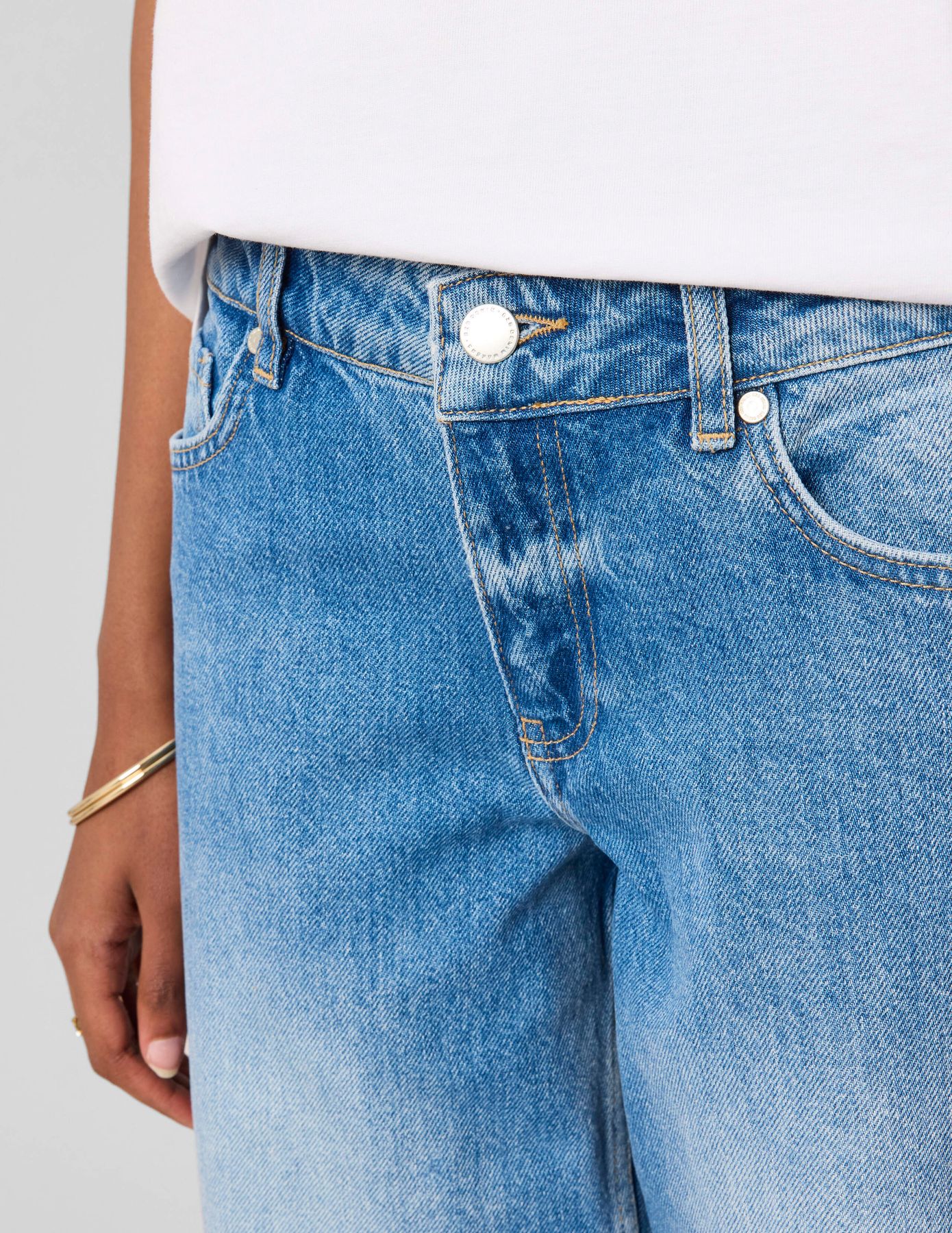 Jean straight taille basse