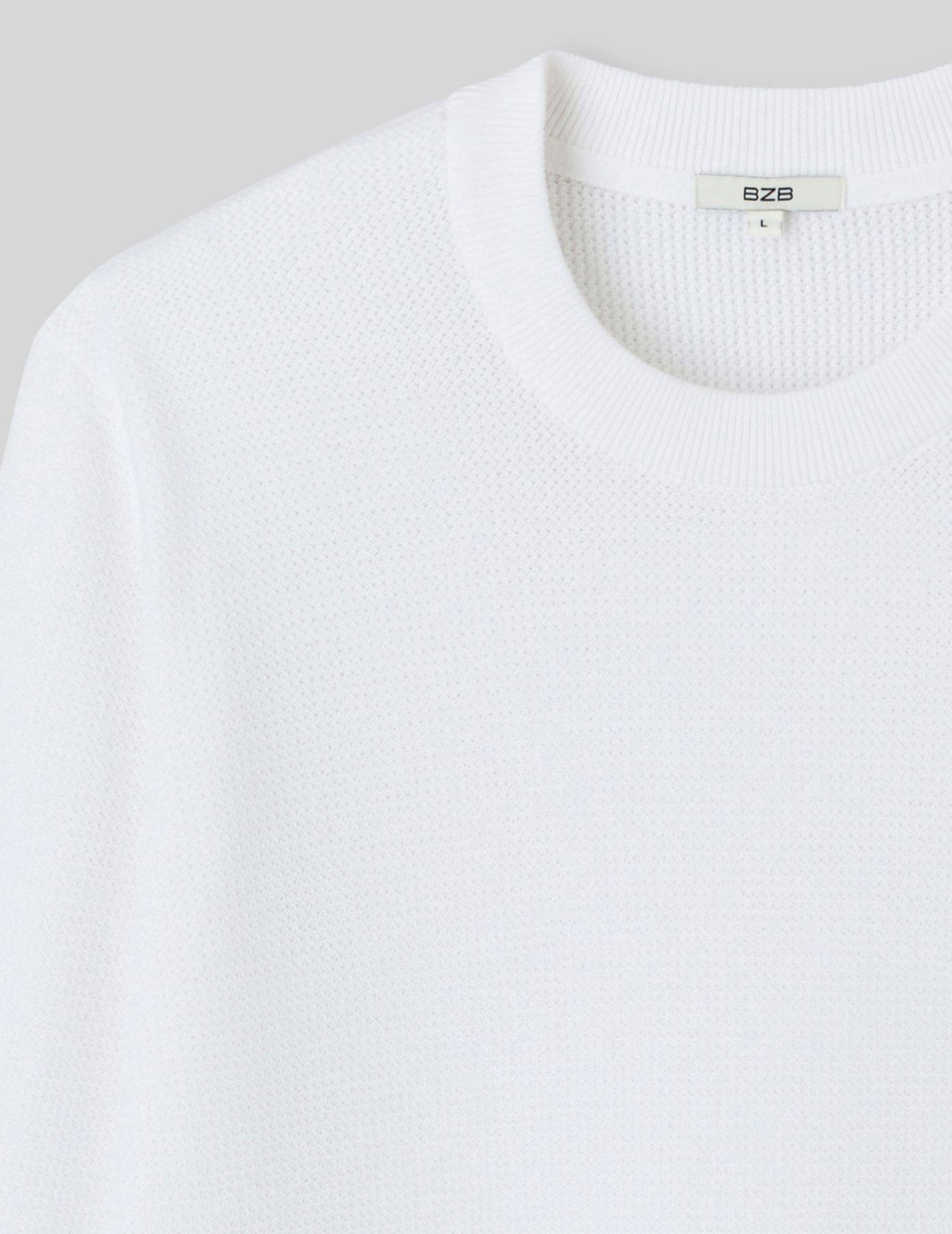 Pull mati&egrave;re fantaisie