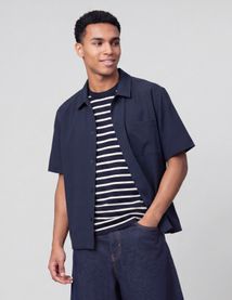 Chemise zipp&eacute;e manches courtes