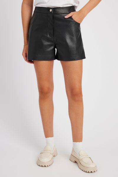 Short tissu enduit