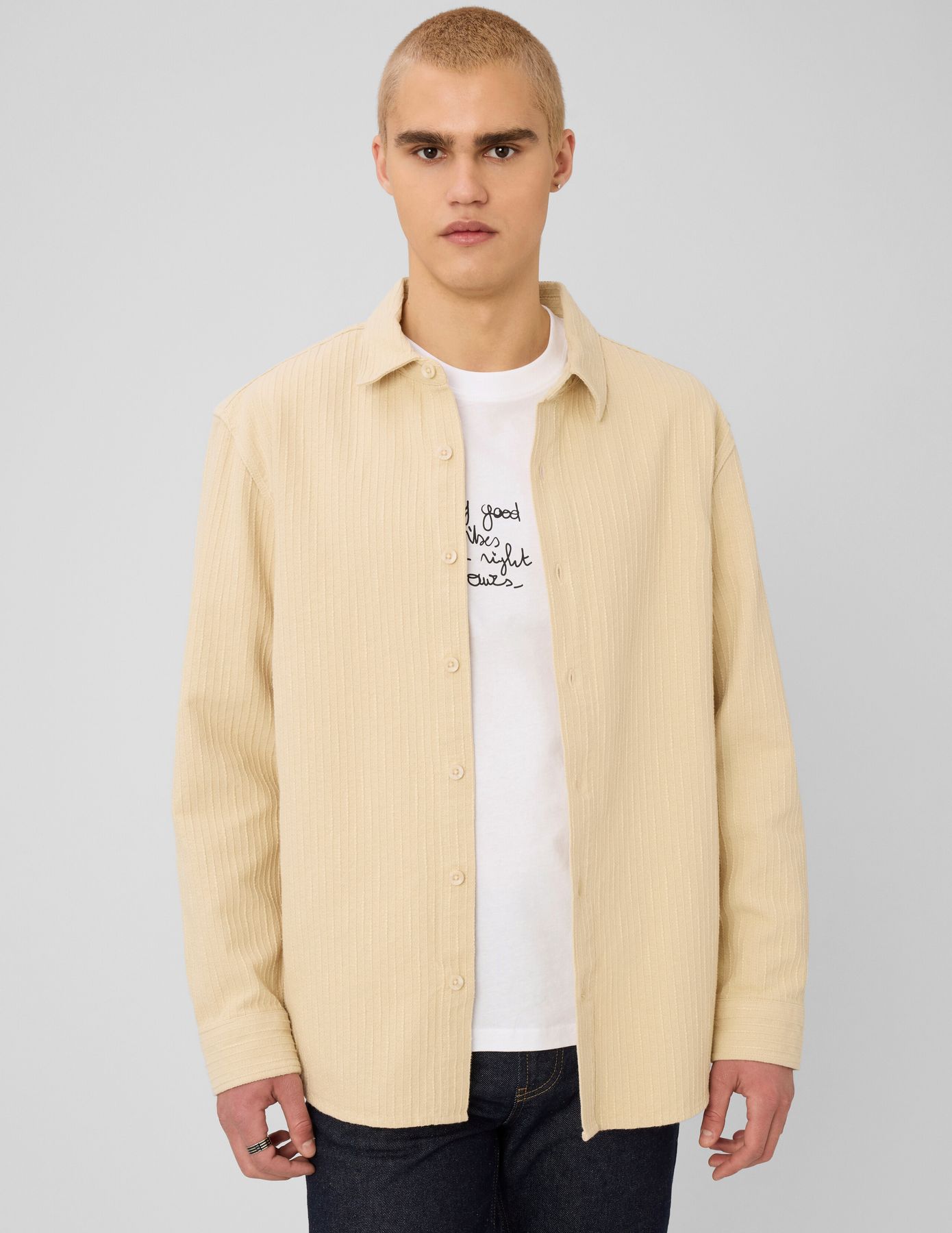 Surchemise reli&eacute;f&eacute;e