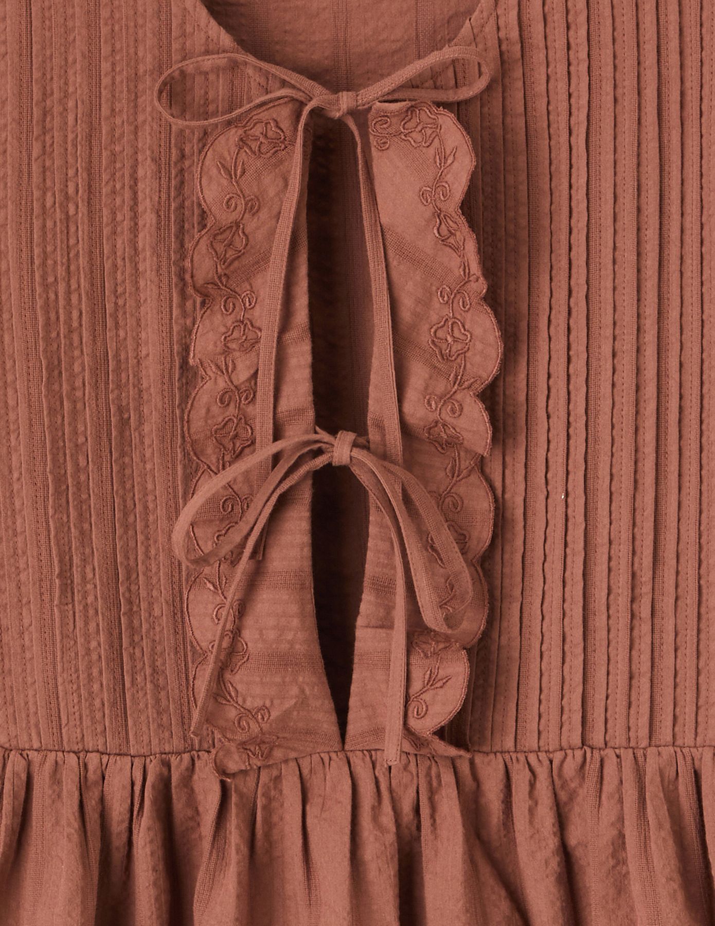 Blouse &agrave; nouer