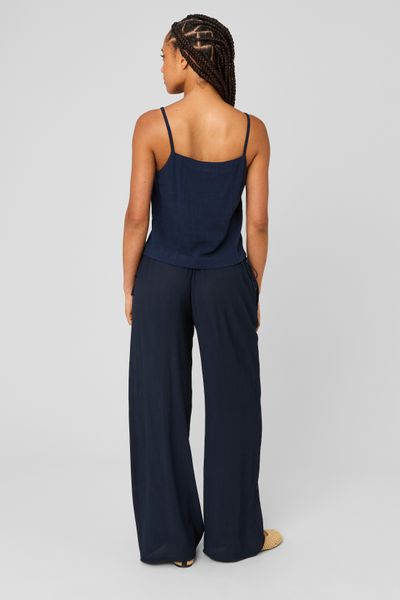 Top &agrave; d&eacute;tails bijoux