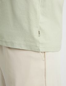 T-shirt broderie poitrine